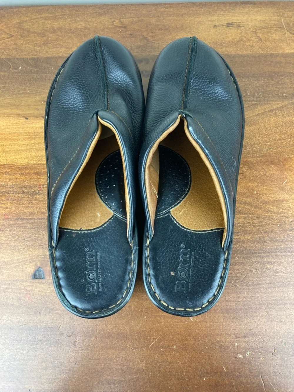 BORN Women’s Black Leather Mule Clog Slip On Shoes B73500 Size 8 (39) - Picture 10 of 11